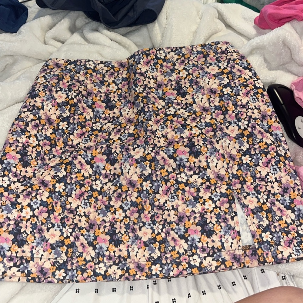 floral mini skirt